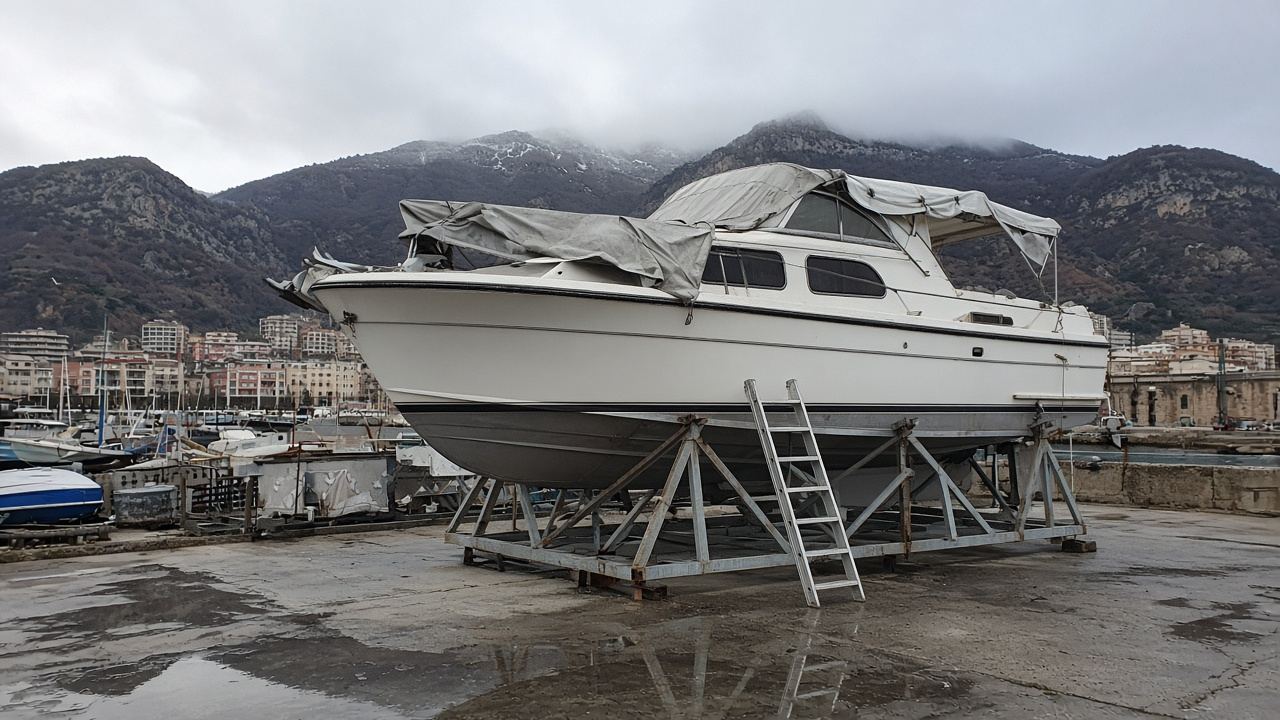 Hivernage bateau à terre en chantier